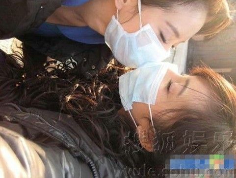 美女<em>同性恋</em>结婚照走红 刘诗诗杨幂也曾激情热