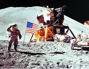 NASA发言人:美国当年登月成功耗资250亿美元