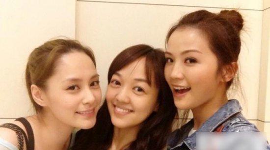 刘诗诗郑爽陈妍希宋茜杨幂 各路女神微博晒素