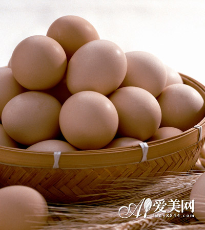 鸡蛋大小、颜色与营养价值无关 吃蛋遵守九原则的图片