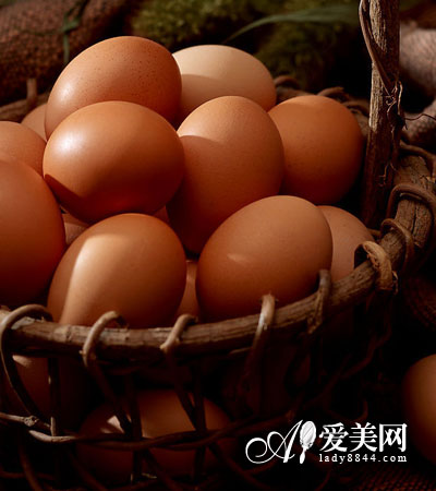 鸡蛋大小、颜色与营养价值无关 吃蛋遵守九原则的图片