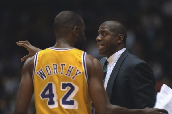 禅师:科比单挑赢不了乔丹 勒布朗比杜兰特更强