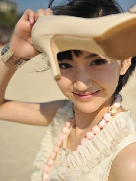 细数娱乐圈的骨感女星