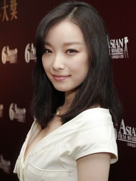 细数娱乐圈的骨感女星