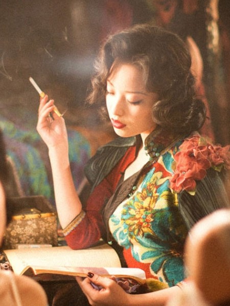 细数娱乐圈的骨感女星