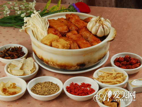 睡眠不好吃什么? 8个助眠食疗方 还你好睡眠的图片