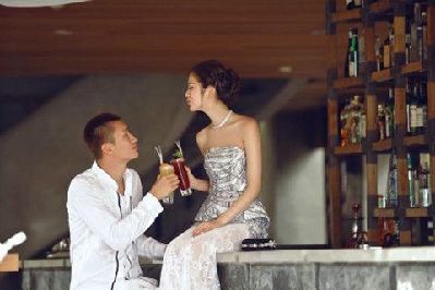 孙悦妻子陈露婚纱照 - 搜图片 - www.wangmingdaquan.