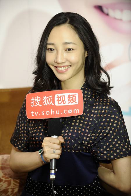 专访白百何:负面是有人黑 有才华的人都有个性