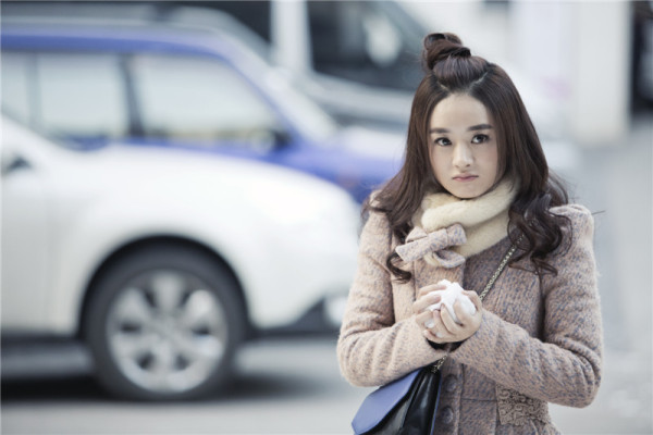 “呆萌小吃货”赵丽颖俘获观众 与陈晓公开恋情网晒亲热大头照【组图】 