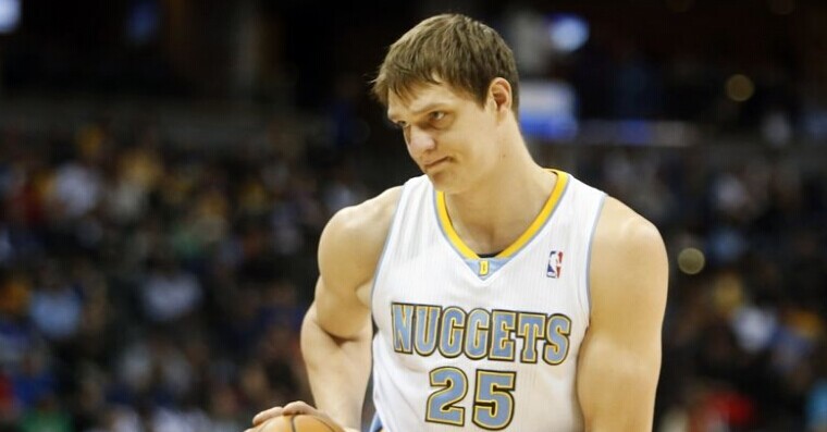 曝骑士继续补强内线防守 首轮选秀权换掘金中