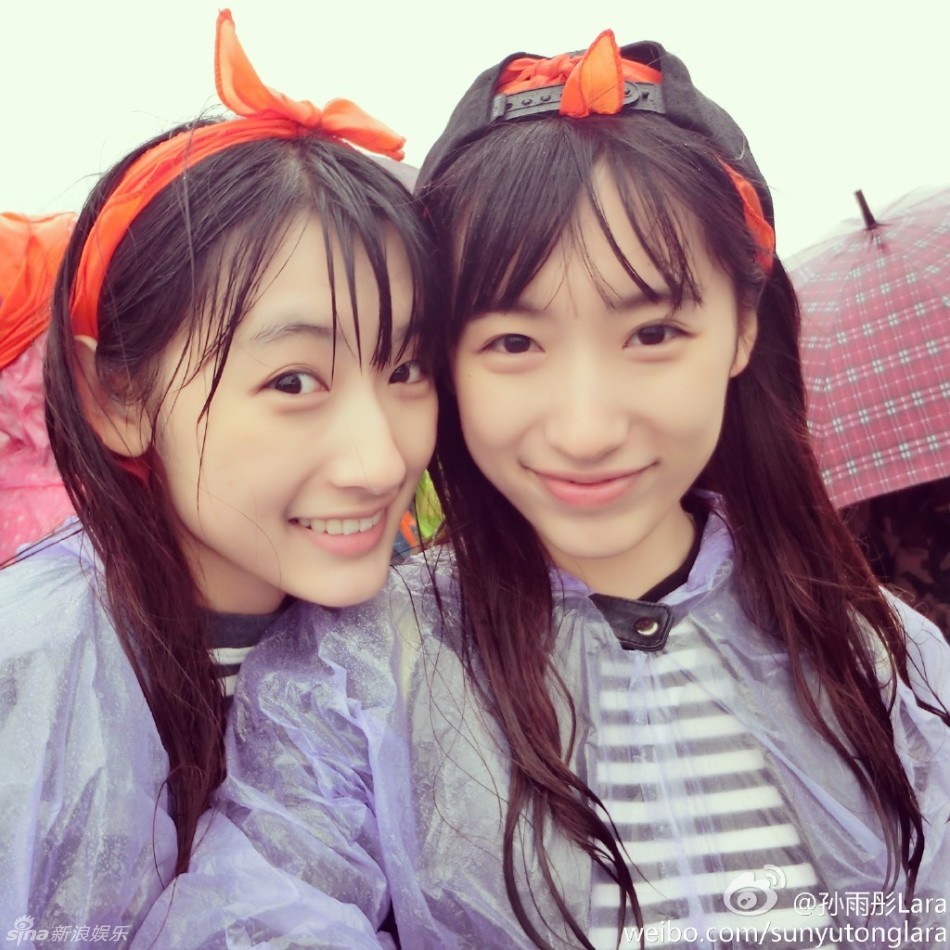 <em>复旦双胞胎姐妹</em>花走红 清纯可爱电晕宅男-双胞