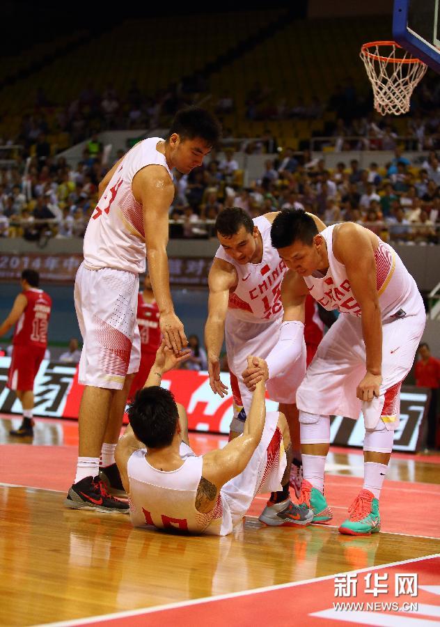 亚运会热身赛:中国男篮25分大胜约旦