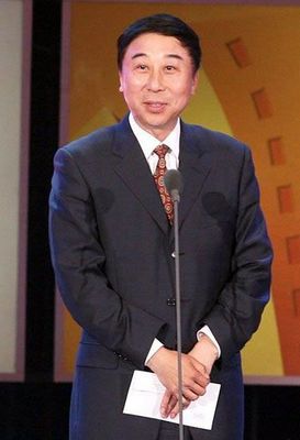 向华强太太炮轰周星驰;揭向华强身家背景(图)-