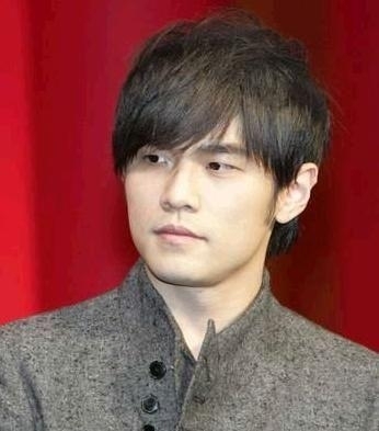 李小璐吴奇隆黄晓明 明星天价收入雄厚财产气