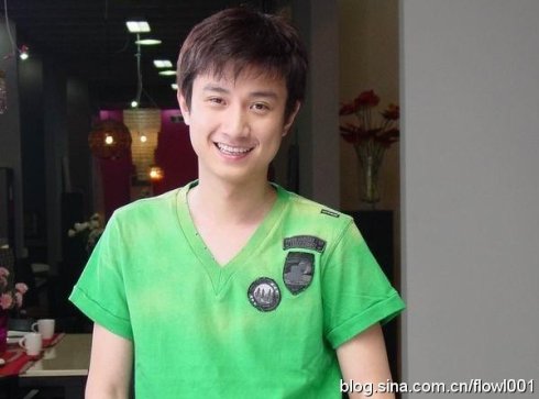 陈建斌文章张杰谢霆锋 被质疑靠女人上位的男