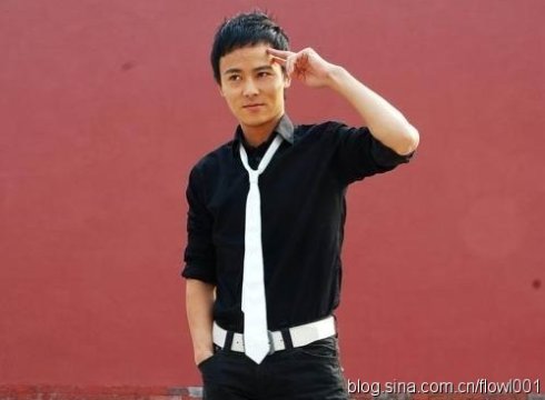 陈建斌文章张杰谢霆锋 被质疑靠女人上位的男