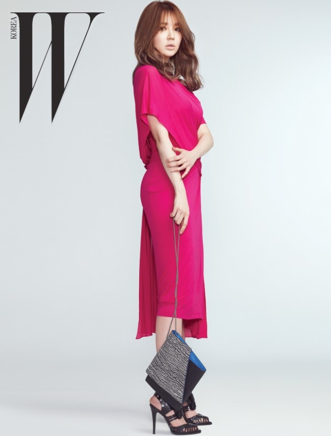 范冰冰12寸高跟鞋秀性感 盘点女星的高跟鞋魅