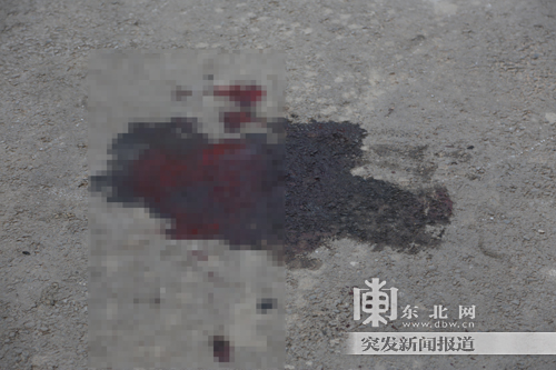 哈尔滨市道外区陶瓷小区C4栋24楼一女子坠楼身亡
