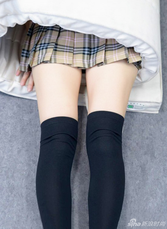 日本国民美腿展：御姐萝莉翘臀秀美腿
