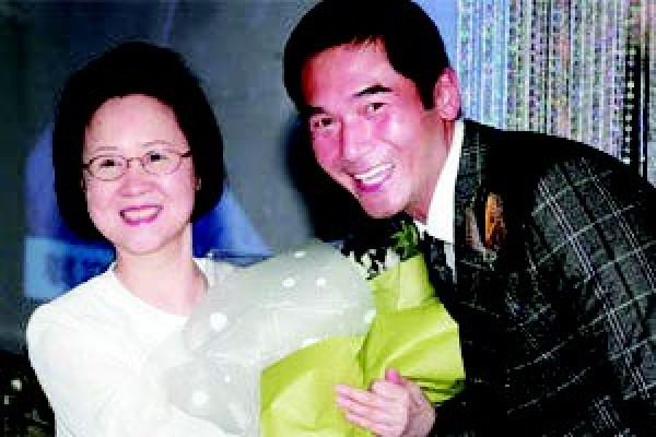 台湾知名作家琼瑶自杀 7326540_937076.jpg