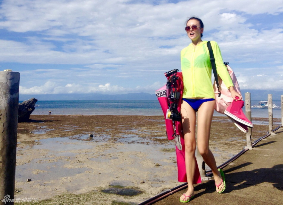 <em>毛俊杰</em>海边秀性感身材 水下玩亲密互动-俊杰|亲