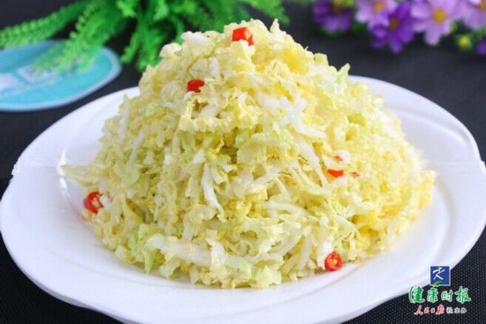 【健康推荐】冬季去火白菜是首选 营养专家教