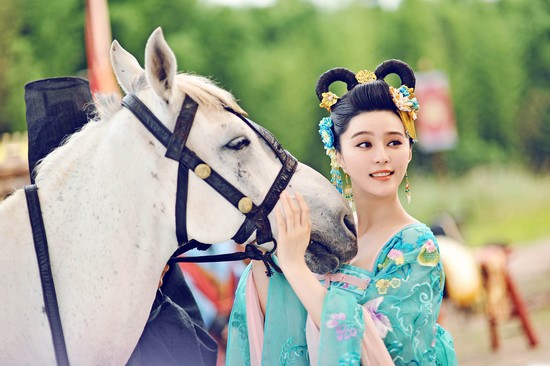 《武媚娘》热播获认可 范冰冰开启地狱闯关模式