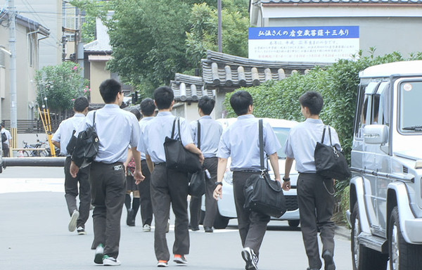 日本高中留学:高偏差值学校成热门-学校,日本,