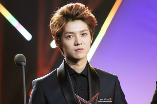 EXO最佳造型全盘点 鹿晗世勋XIUMIN最in发型