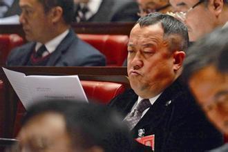 曾志伟连续5年缺席政协会议遭痛批 已交辞呈-