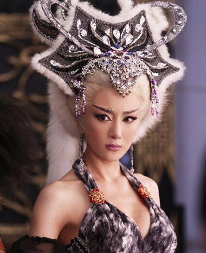 新版《封神榜》妲己性感剧照曝光