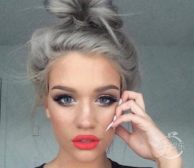 <em>头发</em>白了别怕 现在正在流行<em>奶奶灰</em>--东北网娱