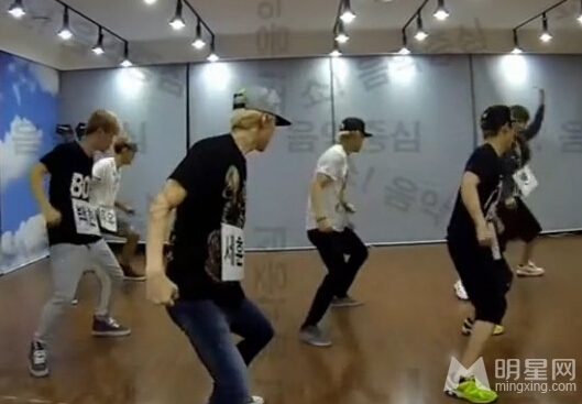 吴亦凡曝SM公司十分严格:训练比死还难受-吴