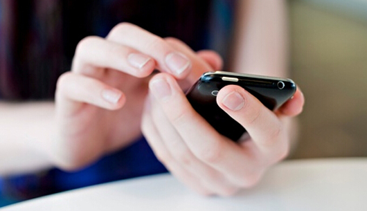 手机漫游费暴利几秒内花十几元 我们还能好好