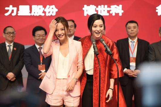 范冰冰赚2.3亿赵薇跟马云吸金 10大明星富豪