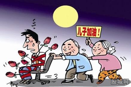 老板30岁仍单身 遭父母堵门砸店逼婚好无奈-老