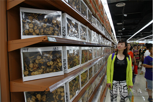 俄罗斯副市长帮中国县委书记淘俄货 部分商品