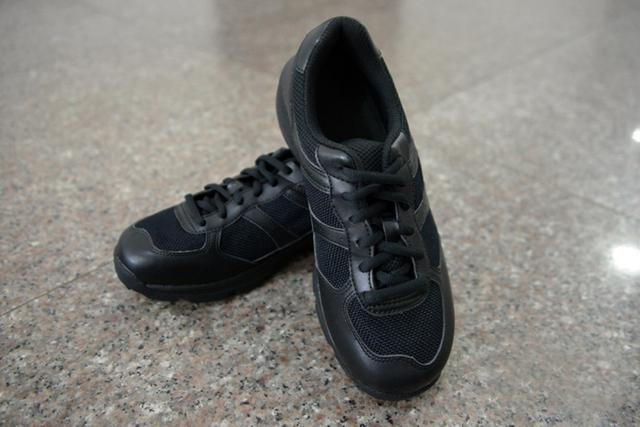 【图】穿上能踢死一头牛:盘点解放军穿过的10