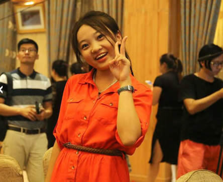 林妙可陪酒吸烟照再被扒女生变个性少女大变图片大全少妇图片欧美气质图片