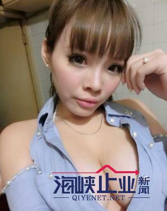 斗鱼tv直播女主播全裸换衣 一丝不挂被网友看光光