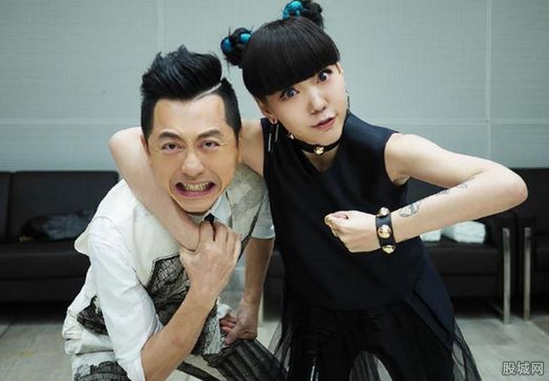 吴莫愁胖用药所致 揭秘吴莫愁和 哈林 私底下的