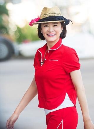 林青霞参加真人秀为慈善 捐一亿感动网友-林青