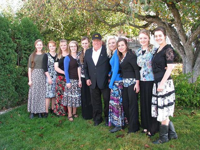  男子娶24位妻子 育有133名子女 拿到43160美元