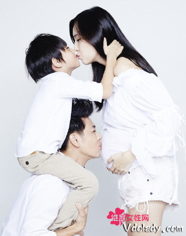 Kimi真正成黑米哥哥 林志颖娇妻怀二胎成人生