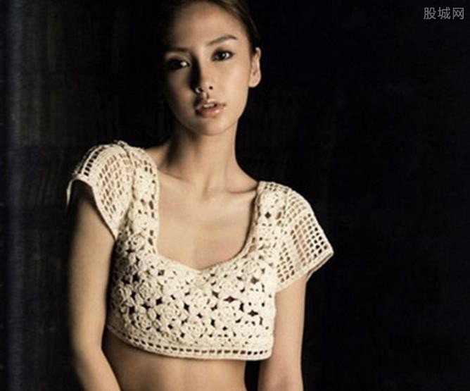  baby 私密美照  不雅照 曝光黄晓明摸杨颖的胸-b