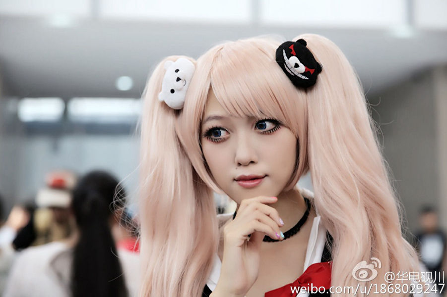 美女爱好者聚南京秀美女外婆拿个性套头-爱动漫内裤图片