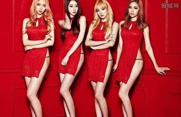 七月中"stellar"推出新单曲《vibrato》,宣传照中四名成员又破尺度