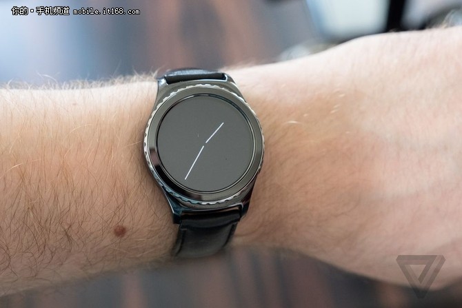 三星Gear S2:小巧全面 3G版是亮点