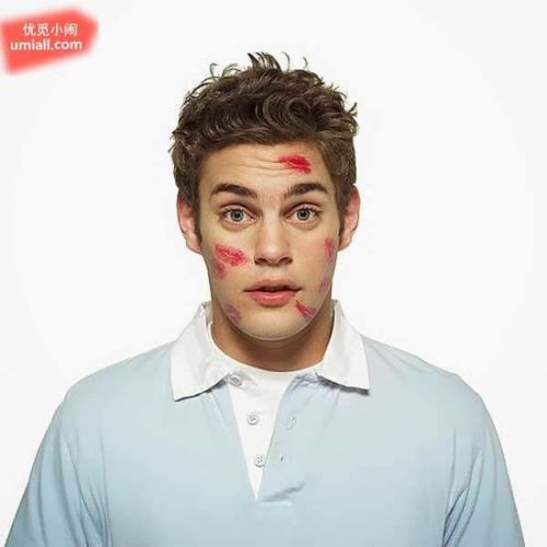 全球超怪异婚礼习俗 瑞典结婚要偷偷打啵儿