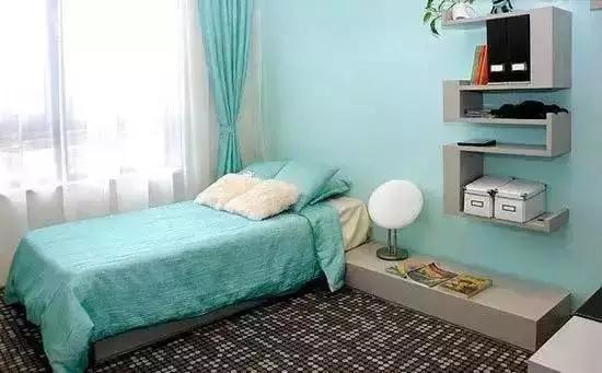 怎样装修卧室看起来大一点 8376389_220530.jpg